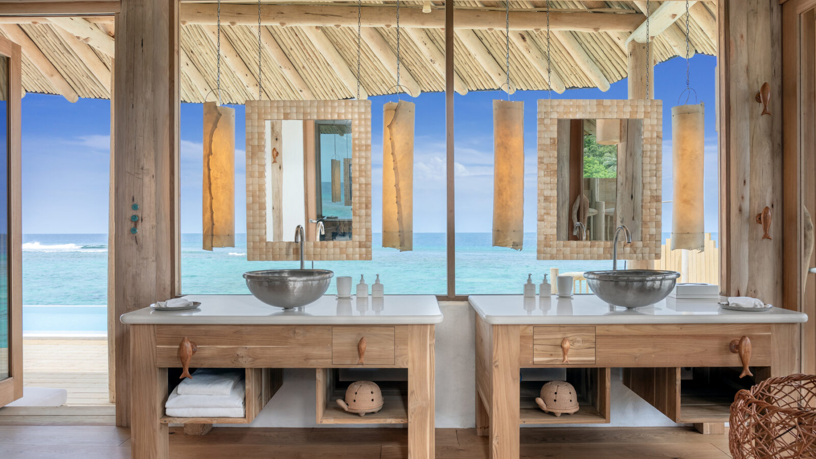 Master Bathroom, Overwater Villa